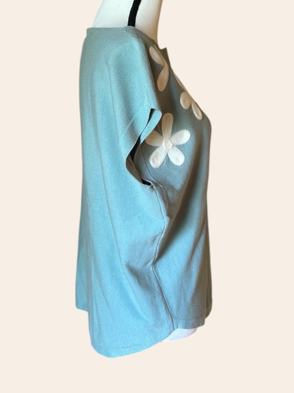 Aedan Sweater Sleeveless Seafoam White Flowers Sweater - Picture 5 of 11